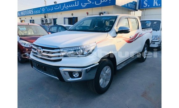 Buy Import Toyota Hilux White Car in Import - Dubai in Belait Buy Import Toyota Hilux White Car in Import - Dubai in Belait