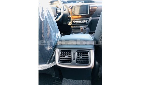 Buy Import Toyota Hilux White Car in Import - Dubai in Belait Buy Import Toyota Hilux White Car in Import - Dubai in Belait