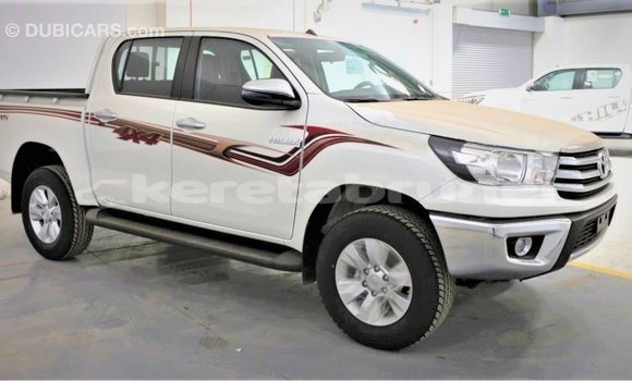 Buy Import Toyota Hilux White Car in Import - Dubai in Belait Buy Import Toyota Hilux White Car in Import - Dubai in Belait