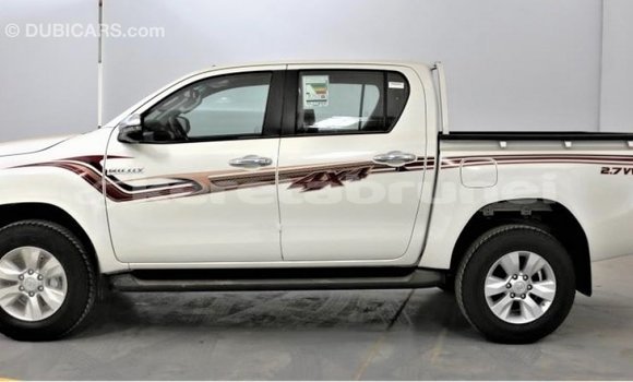Buy Import Toyota Hilux White Car in Import - Dubai in Belait Buy Import Toyota Hilux White Car in Import - Dubai in Belait