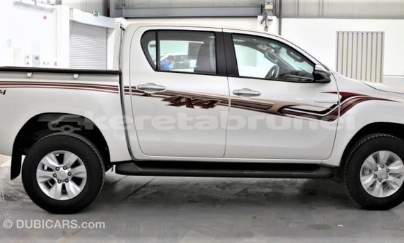 Buy Import Toyota Hilux White Car in Import - Dubai in Belait Buy Import Toyota Hilux White Car in Import - Dubai in Belait
