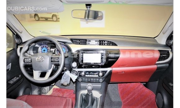 Buy Import Toyota Hilux White Car in Import - Dubai in Belait Buy Import Toyota Hilux White Car in Import - Dubai in Belait