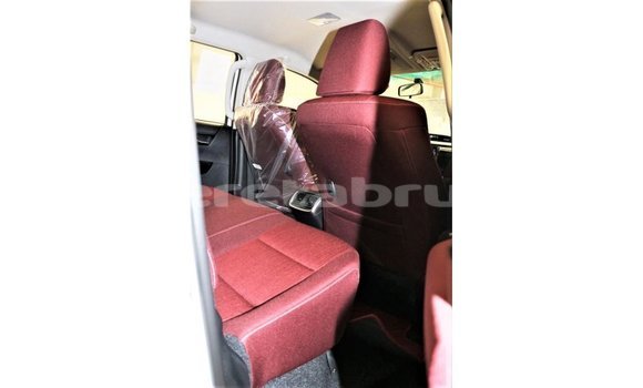 Buy Import Toyota Hilux White Car in Import - Dubai in Belait Buy Import Toyota Hilux White Car in Import - Dubai in Belait