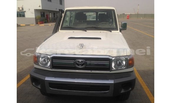 Buy Import Toyota Land Cruiser White Car in Import - Dubai in Belait Buy Import Toyota Land Cruiser White Car in Import - Dubai in Belait