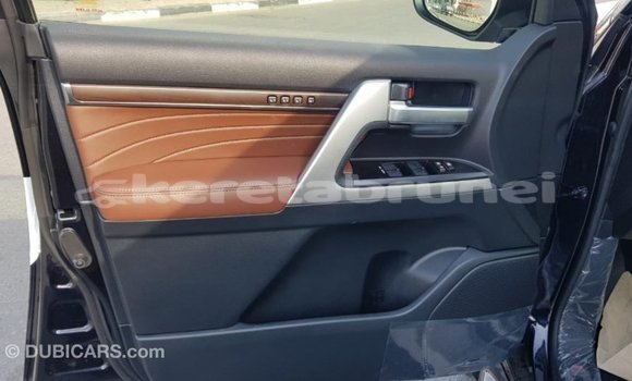 Buy Import Toyota Land Cruiser Black Car in Import - Dubai in Belait Buy Import Toyota Land Cruiser Black Car in Import - Dubai in Belait