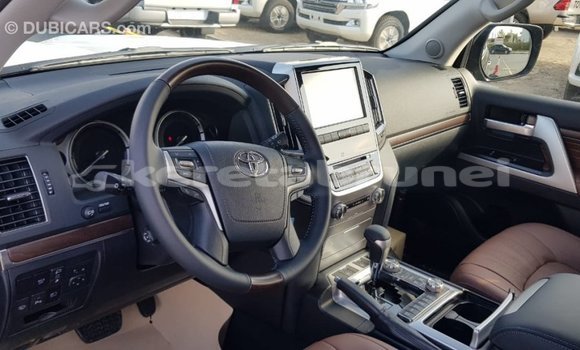 Buy Import Toyota Land Cruiser Black Car in Import - Dubai in Belait Buy Import Toyota Land Cruiser Black Car in Import - Dubai in Belait