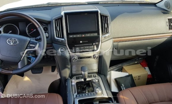 Buy Import Toyota Land Cruiser Black Car in Import - Dubai in Belait Buy Import Toyota Land Cruiser Black Car in Import - Dubai in Belait