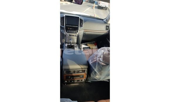 Buy Import Toyota Land Cruiser Black Car in Import - Dubai in Belait Buy Import Toyota Land Cruiser Black Car in Import - Dubai in Belait