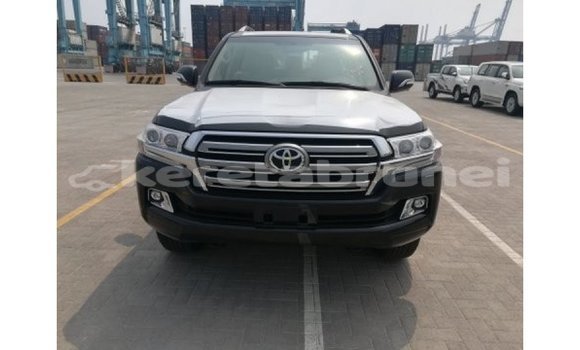 Buy Import Toyota Land Cruiser Black Car in Import - Dubai in Belait Buy Import Toyota Land Cruiser Black Car in Import - Dubai in Belait