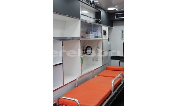 Buy Import Toyota Hiace White Car in Import - Dubai in Belait Buy Import Toyota Hiace White Car in Import - Dubai in Belait