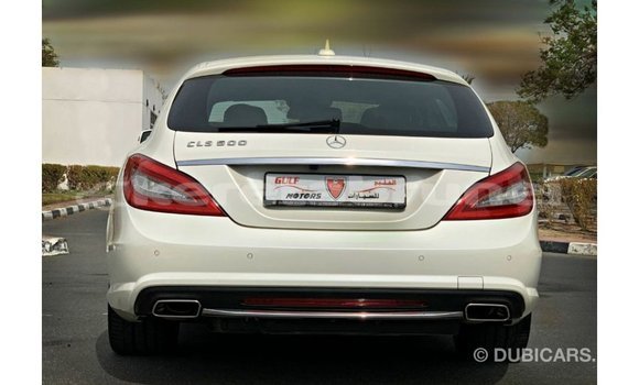 Buy Import Mercedes-Benz 190 White Car in Import - Dubai in Belait Buy Import Mercedes-Benz 190 White Car in Import - Dubai in Belait