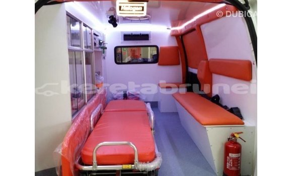 Buy Import Toyota Hiace White Car in Import - Dubai in Belait Buy Import Toyota Hiace White Car in Import - Dubai in Belait