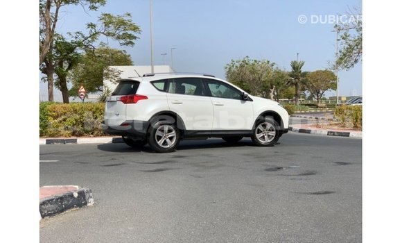 Buy Import Toyota HiAce White Truck in Import - Dubai in Belait Buy Import Toyota HiAce White Truck in Import - Dubai in Belait