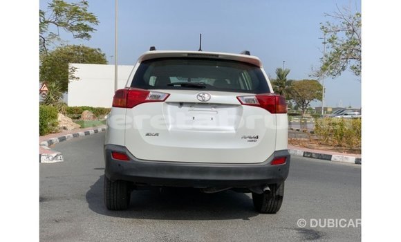 Buy Import Toyota HiAce White Truck in Import - Dubai in Belait Buy Import Toyota HiAce White Truck in Import - Dubai in Belait