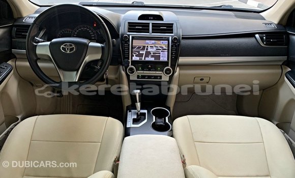 Buy Import Toyota Camry White Car in Import - Dubai in Belait Buy Import Toyota Camry White Car in Import - Dubai in Belait