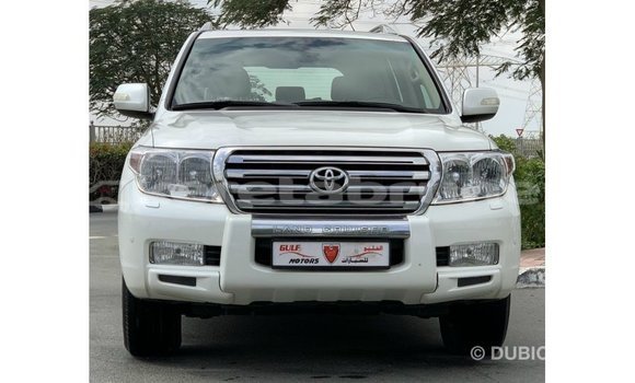 Buy Import Toyota Land Cruiser White Car in Import - Dubai in Belait Buy Import Toyota Land Cruiser White Car in Import - Dubai in Belait