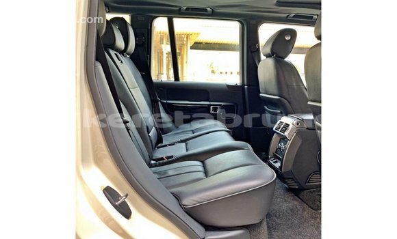 Buy Import Land Rover Range Rover White Car in Import - Dubai in Belait Buy Import Land Rover Range Rover White Car in Import - Dubai in Belait