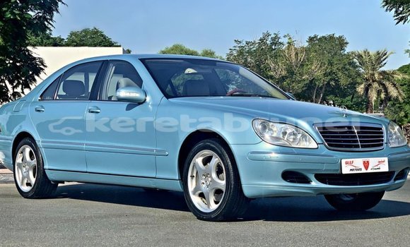 Buy Import Mercedes-Benz 200 Blue Car in Import - Dubai in Belait