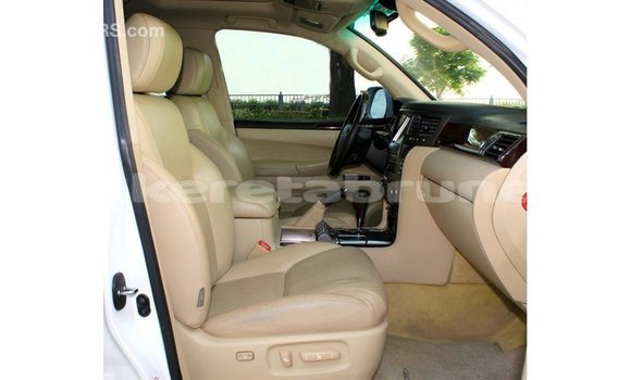 Buy Import Lexus LX White Car in Import - Dubai in Belait Buy Import Lexus LX White Car in Import - Dubai in Belait