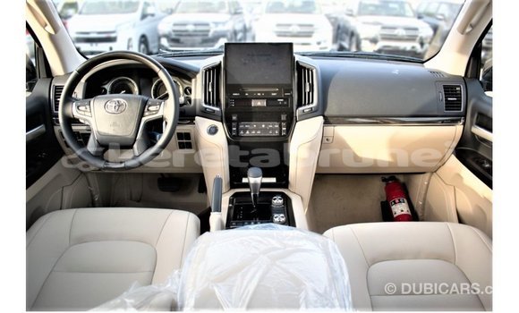 Buy Import Toyota Land Cruiser Black Car in Import - Dubai in Belait Buy Import Toyota Land Cruiser Black Car in Import - Dubai in Belait