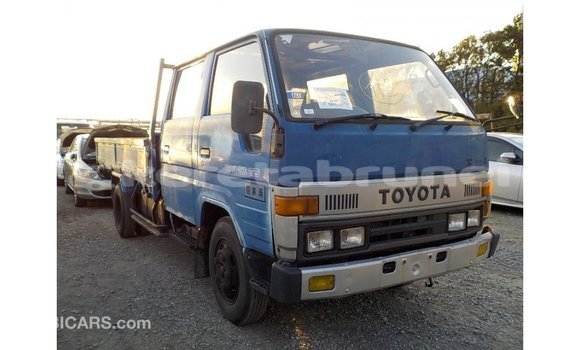 Buy Import Toyota Dyna Blue Truck in Import - Dubai in Belait Buy Import Toyota Dyna Blue Truck in Import - Dubai in Belait
