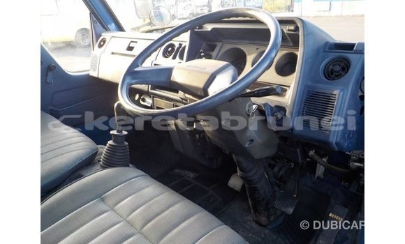 Buy Import Toyota Dyna Blue Truck in Import - Dubai in Belait Buy Import Toyota Dyna Blue Truck in Import - Dubai in Belait