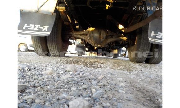 Buy Import Toyota Dyna Blue Truck in Import - Dubai in Belait Buy Import Toyota Dyna Blue Truck in Import - Dubai in Belait