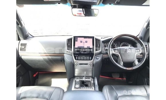 Buy Import Toyota Land Cruiser White Car in Import - Dubai in Belait Buy Import Toyota Land Cruiser White Car in Import - Dubai in Belait