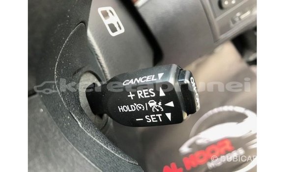 Buy Import Toyota Land Cruiser White Car in Import - Dubai in Belait Buy Import Toyota Land Cruiser White Car in Import - Dubai in Belait