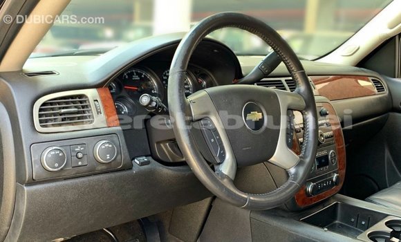 Buy Import Chevrolet Suburban Black Car in Import - Dubai in Belait Buy Import Chevrolet Suburban Black Car in Import - Dubai in Belait