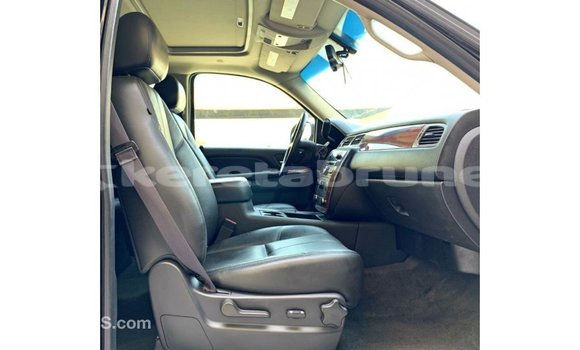 Buy Import Chevrolet Suburban Black Car in Import - Dubai in Belait Buy Import Chevrolet Suburban Black Car in Import - Dubai in Belait