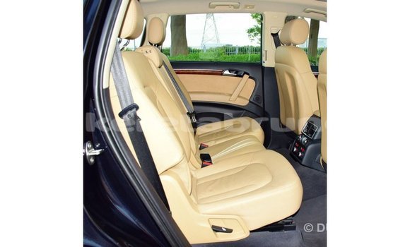 Buy Import Audi Q7 Black Car in Import - Dubai in Belait Buy Import Audi Q7 Black Car in Import - Dubai in Belait