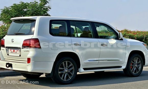 Buy Import Lexus LX White Car in Import - Dubai in Belait Buy Import Lexus LX White Car in Import - Dubai in Belait
