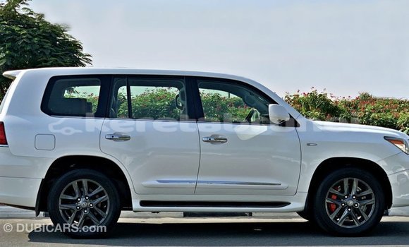 Buy Import Lexus LX White Car in Import - Dubai in Belait Buy Import Lexus LX White Car in Import - Dubai in Belait