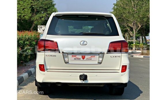 Buy Import Lexus LX White Car in Import - Dubai in Belait Buy Import Lexus LX White Car in Import - Dubai in Belait
