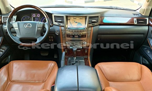 Buy Import Lexus LX White Car in Import - Dubai in Belait Buy Import Lexus LX White Car in Import - Dubai in Belait