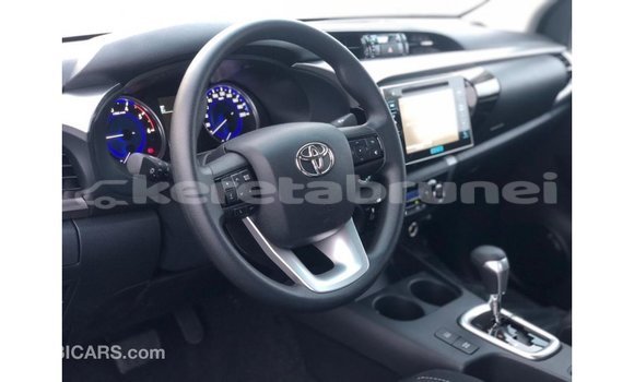 Buy Import Toyota Hilux Black Car in Import - Dubai in Belait Buy Import Toyota Hilux Black Car in Import - Dubai in Belait