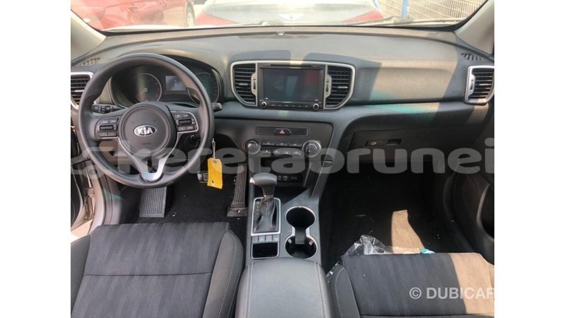 Big with watermark kia sportage belait import dubai 4275