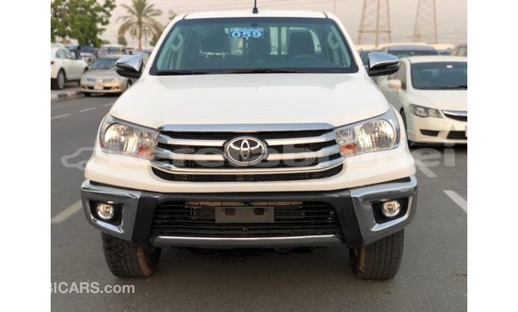 Buy Import Toyota Hilux White Car in Import - Dubai in Belait Buy Import Toyota Hilux White Car in Import - Dubai in Belait
