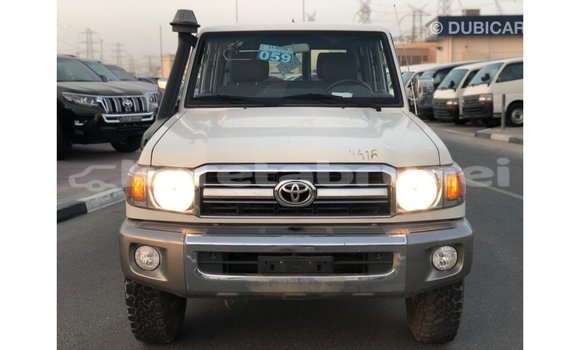 Buy Import Toyota Land Cruiser White Car in Import - Dubai in Belait Buy Import Toyota Land Cruiser White Car in Import - Dubai in Belait