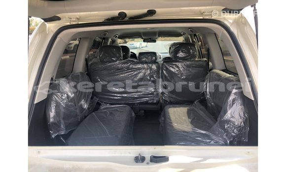 Buy Import Toyota Land Cruiser White Car in Import - Dubai in Belait Buy Import Toyota Land Cruiser White Car in Import - Dubai in Belait