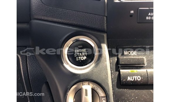 Buy Import Toyota Land Cruiser White Car in Import - Dubai in Belait Buy Import Toyota Land Cruiser White Car in Import - Dubai in Belait