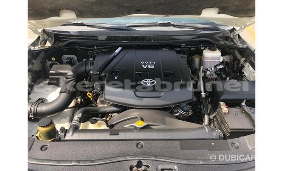 Buy Import Toyota Land Cruiser White Car in Import - Dubai in Belait Buy Import Toyota Land Cruiser White Car in Import - Dubai in Belait