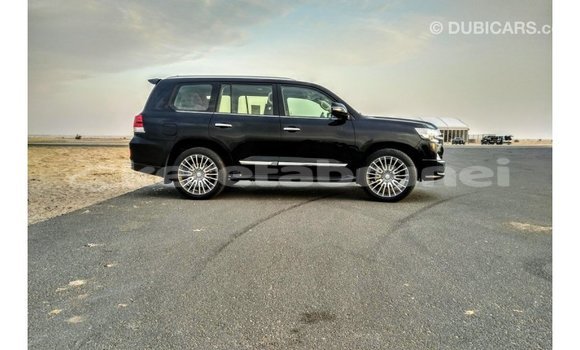 Buy Import Toyota Land Cruiser Black Car in Import - Dubai in Belait Buy Import Toyota Land Cruiser Black Car in Import - Dubai in Belait