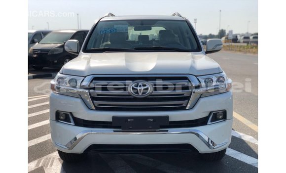 Buy Import Toyota Land Cruiser White Car in Import - Dubai in Belait Buy Import Toyota Land Cruiser White Car in Import - Dubai in Belait