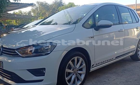 Buy Used Volkswagen Golf White Car in Bandar Seri Begawan in Brunei-Muara Buy Used Volkswagen Golf White Car in Bandar Seri Begawan in Brunei-Muara
