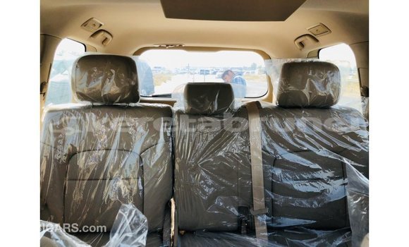 Buy Import Toyota Land Cruiser White Car in Import - Dubai in Belait Buy Import Toyota Land Cruiser White Car in Import - Dubai in Belait