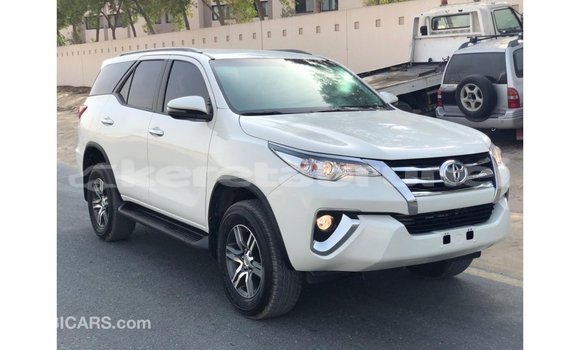 Buy Import Toyota Fortuner White Car in Import - Dubai in Belait Buy Import Toyota Fortuner White Car in Import - Dubai in Belait