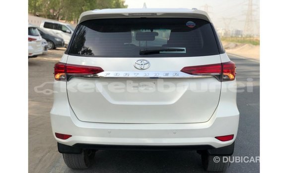 Buy Import Toyota Fortuner White Car in Import - Dubai in Belait Buy Import Toyota Fortuner White Car in Import - Dubai in Belait