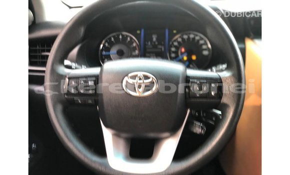 Buy Import Toyota Fortuner White Car in Import - Dubai in Belait Buy Import Toyota Fortuner White Car in Import - Dubai in Belait